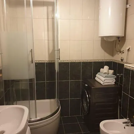 Apartment Simple And Practical Twins,